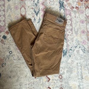 Wrangler Straight 32x32